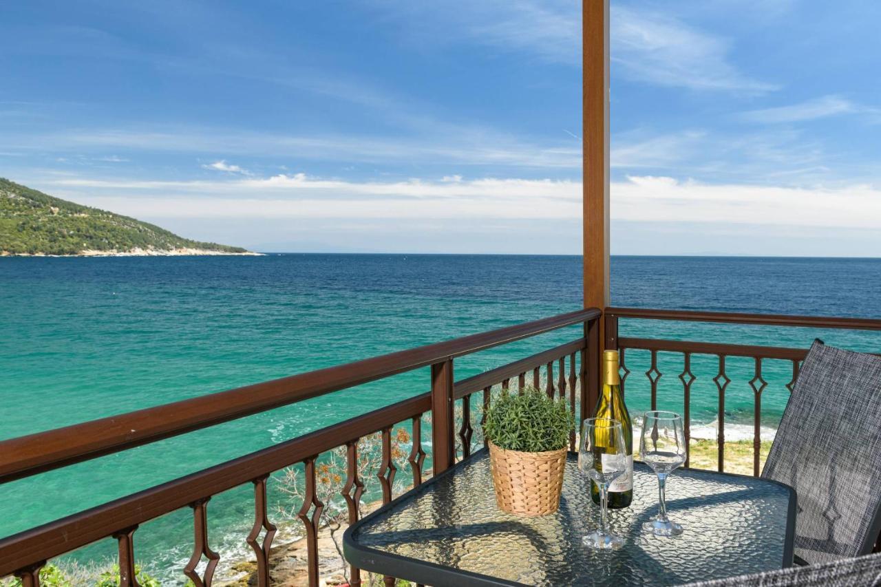 Bed and Breakfast Faros View Kinira Exterior foto