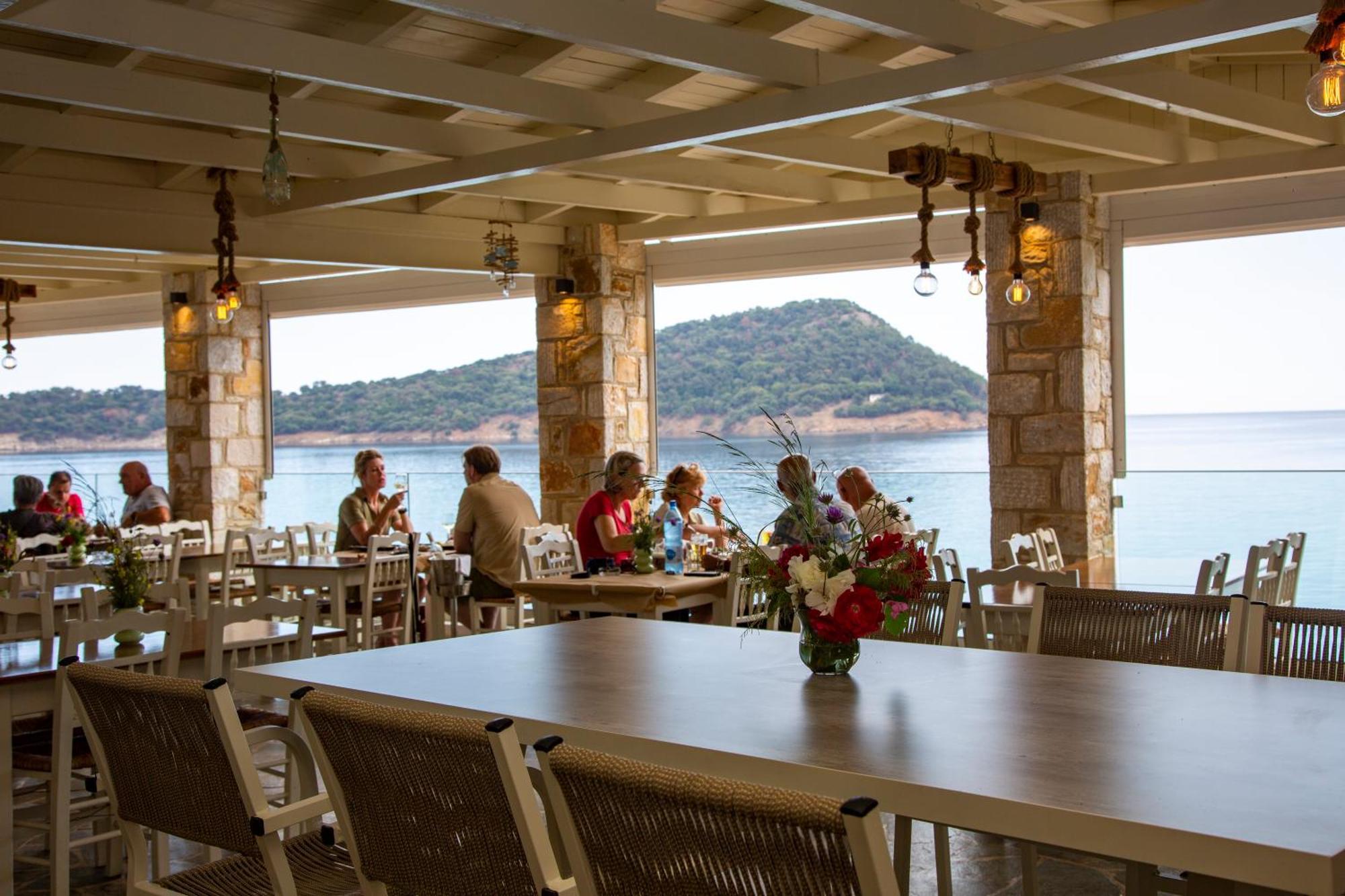 Bed and Breakfast Faros View Kinira Exterior foto